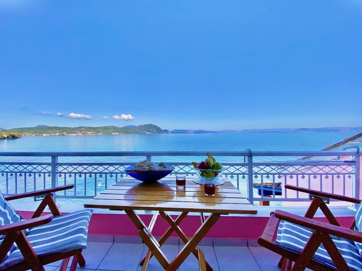 Seafront Villa Ourania Месонги Экстерьер фото