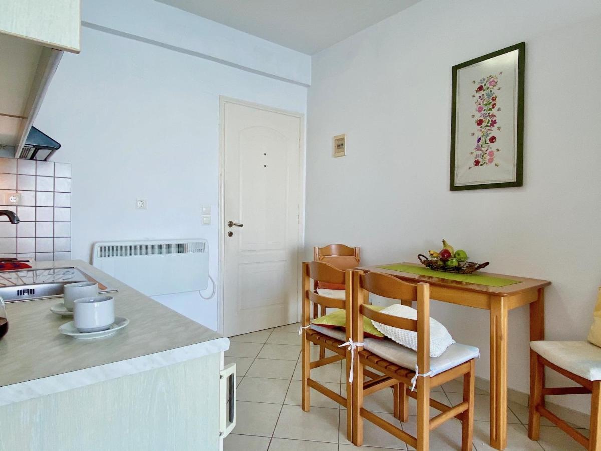 Seafront Villa Ourania Месонги Экстерьер фото